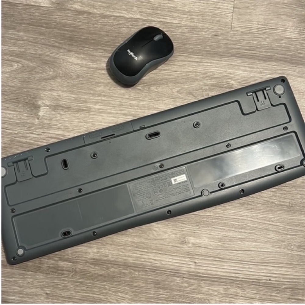 🩷FIRM PRICE🩷Logitech K270 Wireless Keyboard + mouse - Picture 2 of 10